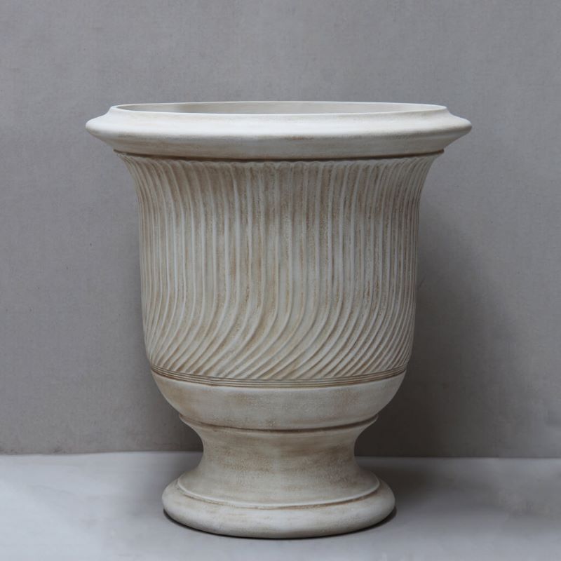 Urns