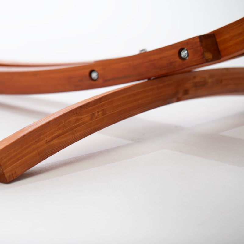 12ft Wooden Arc Stand bottom close up