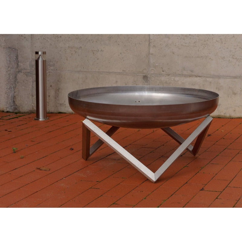 Alfred Riess Darvaza Stainless Steel Fire Pit Large on Red Brick Pavers