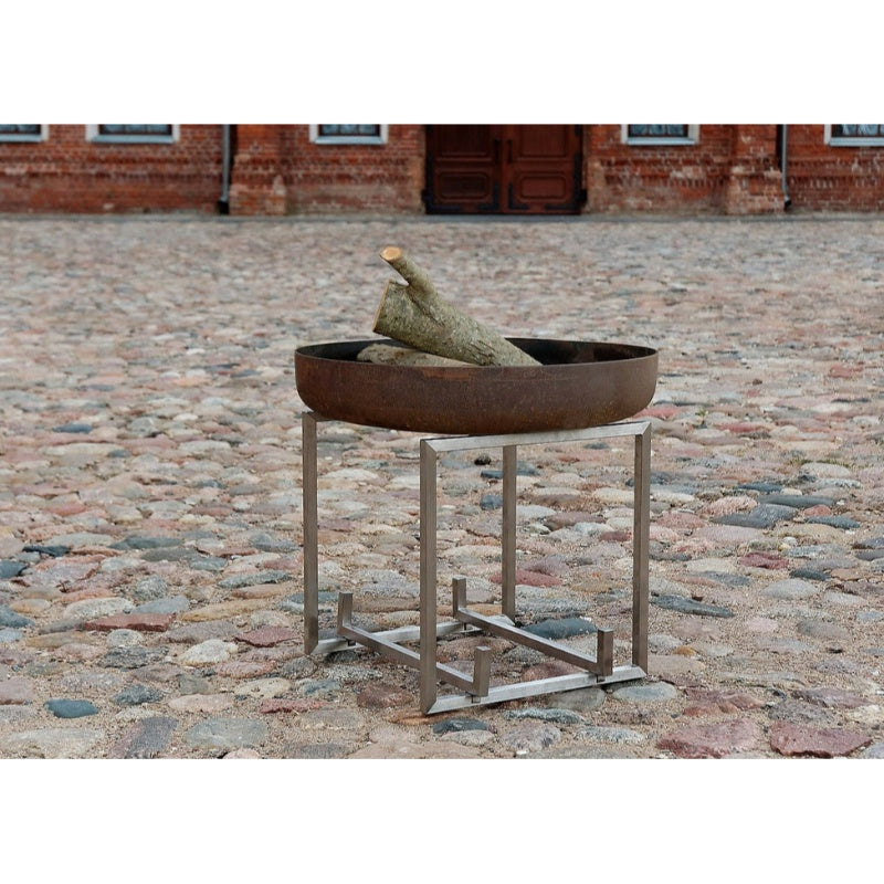 Alfred-Riess Hekla Steel Fire Pit Medium on Pavers
