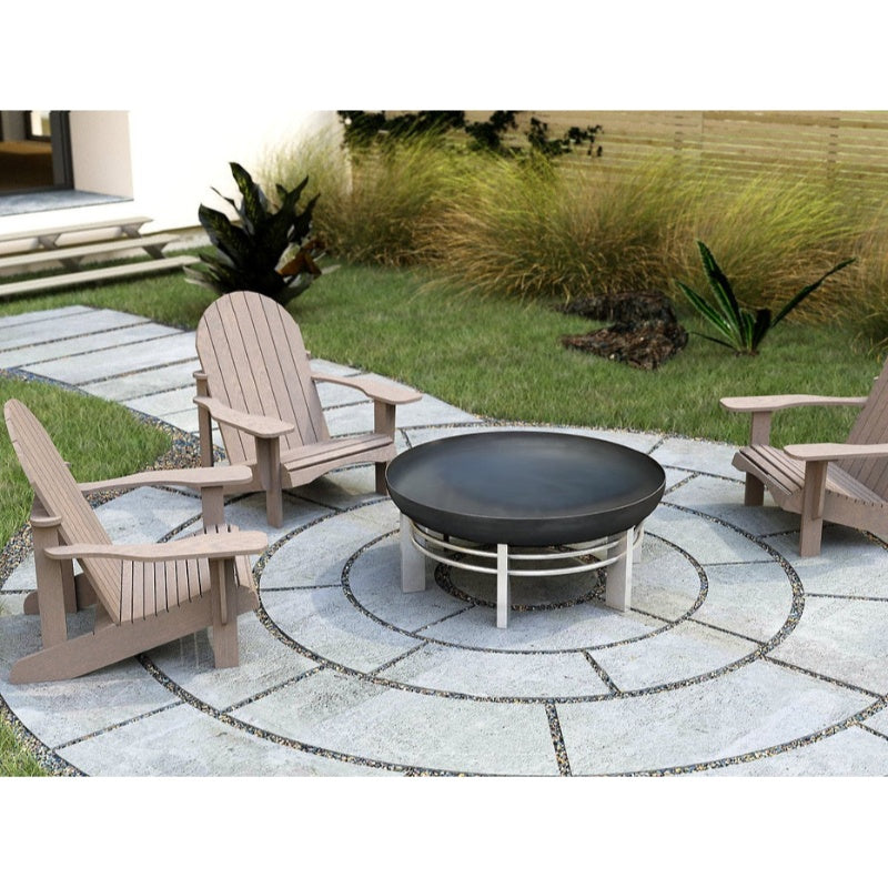 Alfred-Riess Namafjall Steel Fire Pit Large in the middle of the yard