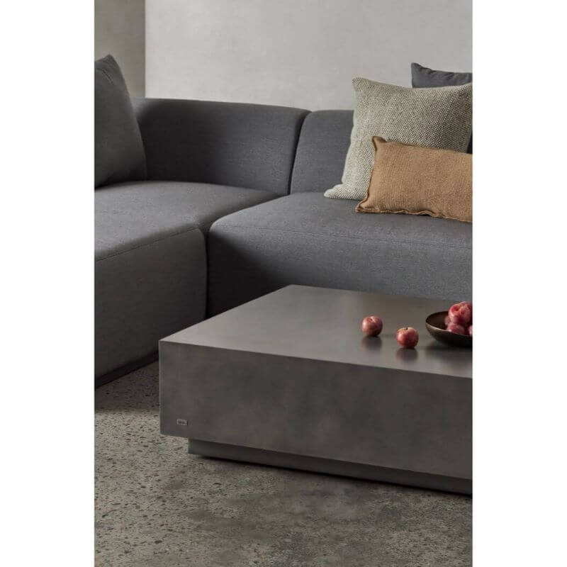 Blinde Design Bloc L6 Concrete Coffee Table Detail