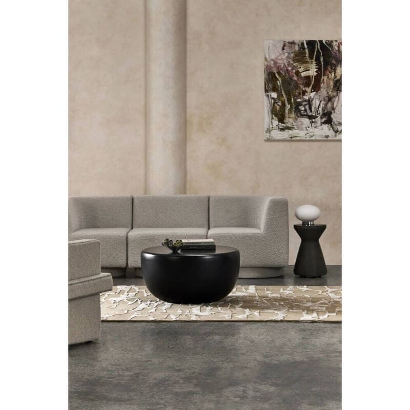 Blinde Design Solo R1 Concrete Stool Interior