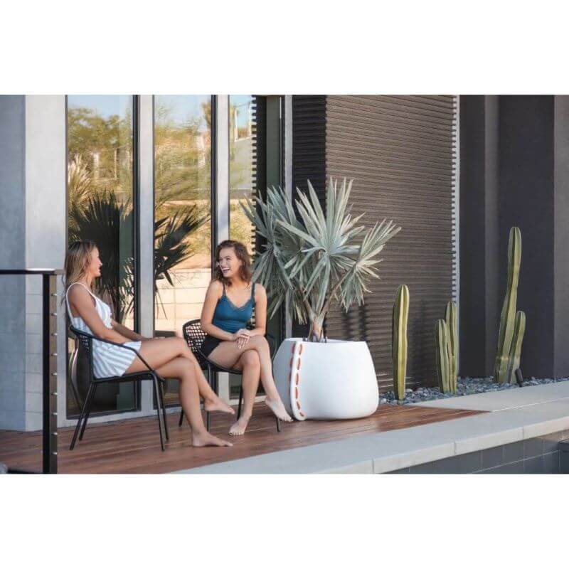 Blinde Design Stitch 50 Concrete Planter Patio