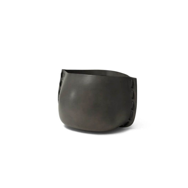 Blinde Design Stitch 75 Concrete Planter Natural Black