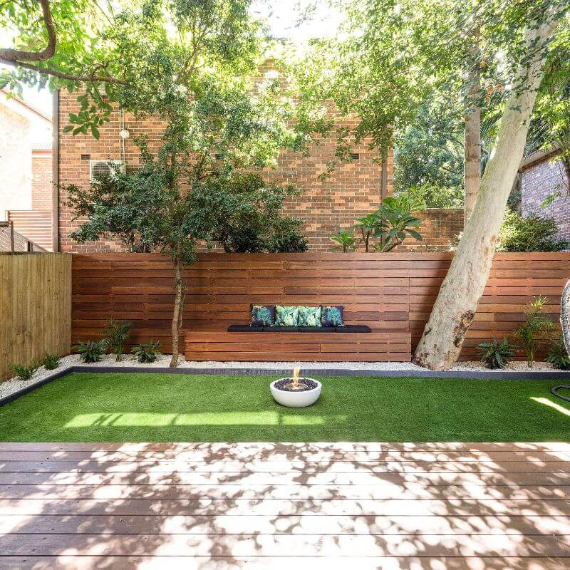 Ecosmart Fire Mix 600 Fire Pit Bone in the Lawn