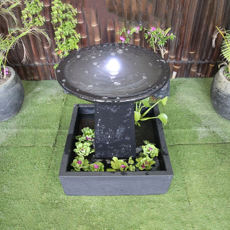 Medium Aqquarius water feature by Galleria in charcoal close up on the top water fountain