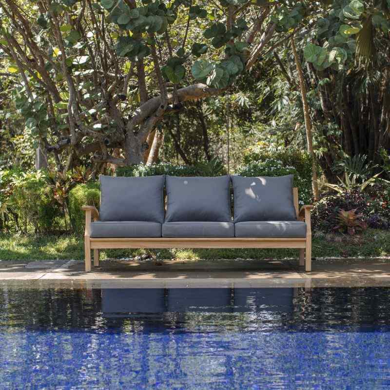 Lombok 3 seater lounger outdoors