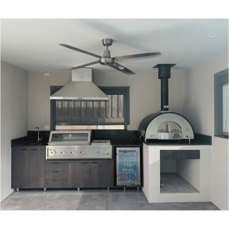 Napoli Vesuvio 650 Gas Pizza Oven Lifestyle