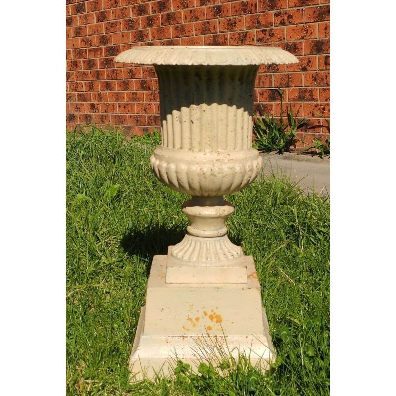 Venetian Fluted Cast Iron Urn Set Antique White